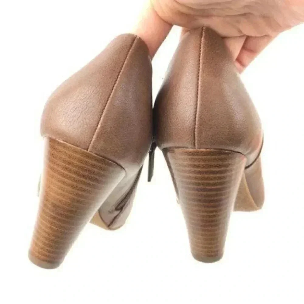 New Crown Vintage Ankle Boots 7 Lion Brown Booties